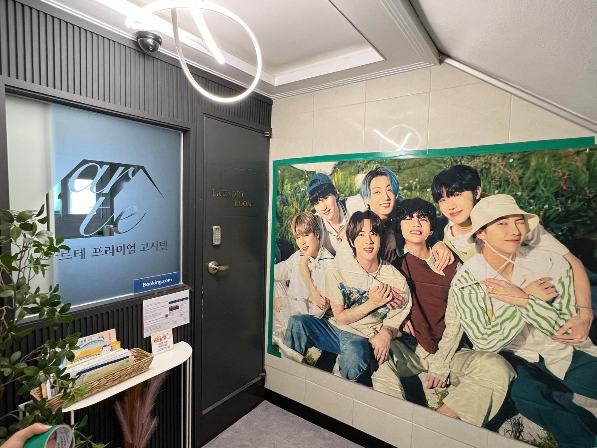 Arte Premium Oneroomtel Myeongdong